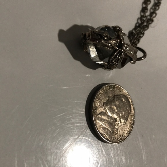 Waxing poetic crystal with cross pendant and chain - Picture 8 of 8